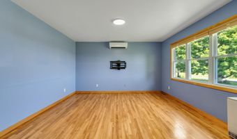 955 Scott Hill Rd, Berlin, VT 05641