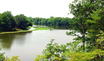 1694 Westview Dr 17, Allegan, MI 49010