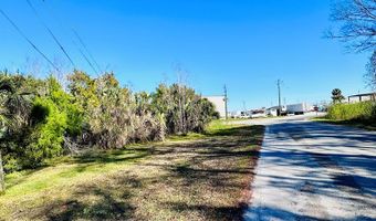 350 Market St, Apalachicola, FL 32320