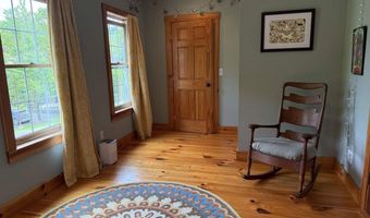 28 Greenleaf St, Brattleboro, VT 05301