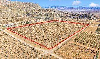 2222 Ottowa Rd, Apple Valley, CA 92307