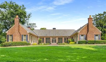 6301 Indian River Dr, Peachtree Corners, GA 30092