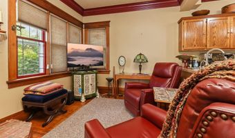 721 6th Ave E, Alexandria, MN 56308