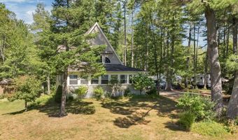 139 Governor Wentworth Hwy, Wolfeboro, NH 03894