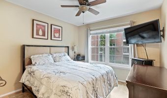 3304 WYNDHAM Cir #235, Alexandria, VA 22302