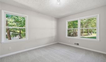 115 Dixie Ln, Ball Ground, GA 30107