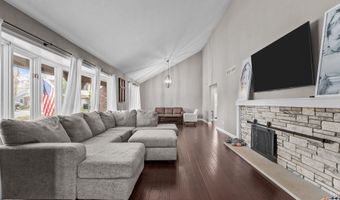 11 HILLTOP Ct, Appleton, WI 54914