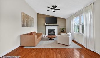 6092 Martha N Dr, Aurora, IN 47001
