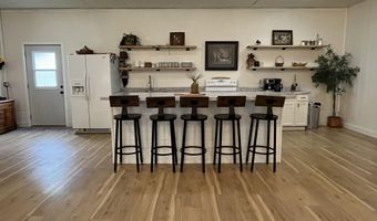 321 3rd Ave E, Albia, IA 52531
