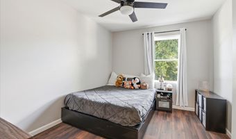 205 County Rd, Aberdeen, NJ 07721