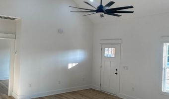 18 Paraiso Creek Dr, Albertville, AL 35950