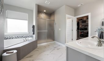 20702 E Berry Dr, Benton City, WA 99320
