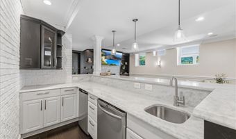 20102 DESERT FOREST Dr, Ashburn, VA 20147