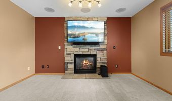 2126 142nd Ln NW, Andover, MN 55304