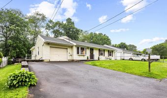 20 Hickory St, Danbury, CT 06810