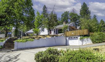 681 Liberty St, Ashland, OR 97520