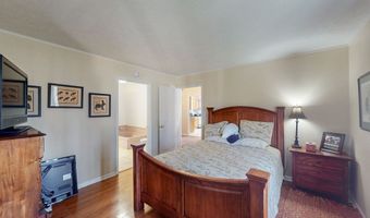 495 Shore Dr, Big Sandy, TN 38221