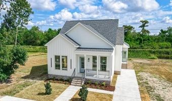 633 COUGAR Dr, Arabi, LA 70032