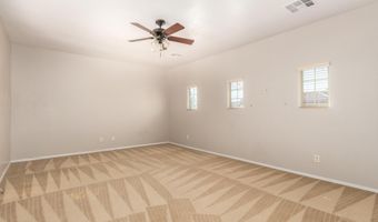 2606 E CHESTER Dr, Chandler, AZ 85286