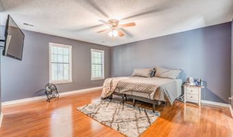 3769 OAK FOREST Dr, Bartlett, TN 38135