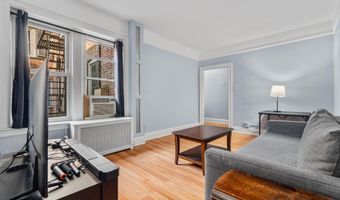 122 W 39TH St A4, Bayonne, NJ 07302