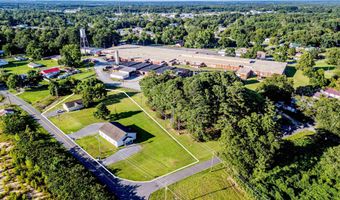 570 580 Pine St, Albertville, AL 35950