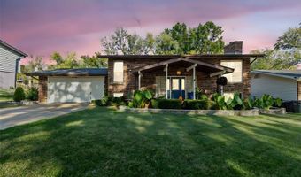 1946 Lone Pine Dr, Arnold, MO 63010