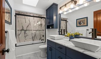 133 S PINE Ct, Appleton, WI 54914