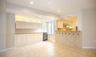 7025 CHESAPEAKE HARBOUR Dr 18B, Annapolis, MD 21403