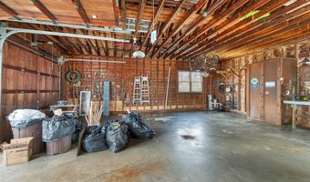 19 Church St, Alton, NH 03809