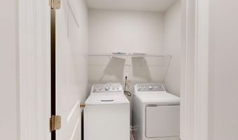 2474 Englemann Dr, Apex, NC 27502