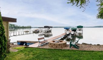 3154 Waucheeta Trl, Madison, WI 53711