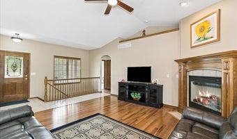 602 Brentwood Pl, Andover, KS 67002