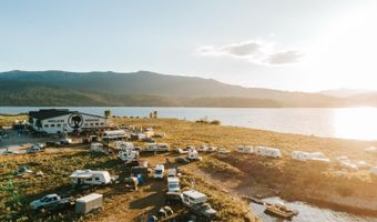 624 COUNTY ROAD 101, Alpine, WY 83128