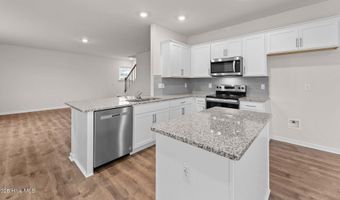 1051 Queensland Ln, Ayden, NC 28513