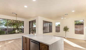 2335 W MUIRFIELD Dr, Anthem, AZ 85086