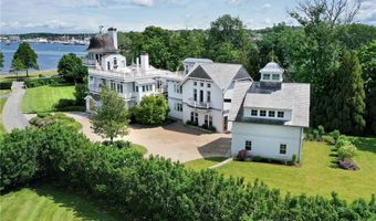 2 Harbor View Dr, Newport, RI 02840