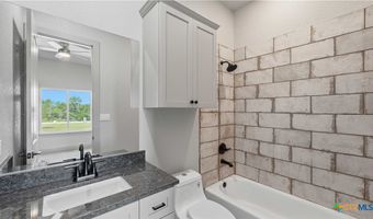 731 County Road 356, Adkins, TX 78101