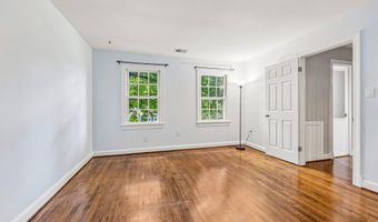 3802 IVANHOE Ln, Alexandria, VA 22310