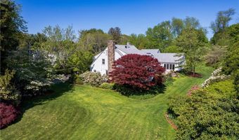 2 Cherry Ln, Bristol, RI 02809