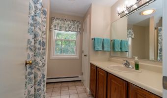 645 Walnut St, Manchester, NH 03104