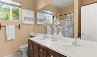 1053 Beacon Bay Dr, Carlsbad, CA 92011