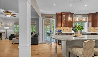 123 CASTLE ROCKS Rd, Warwick, RI 02886