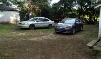 111 Highland Ave, Aberdeen, MS 39730