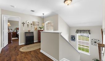 28 Hannah Lee Rd, Barnegat, NJ 08005