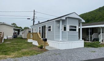 8 Second St, Beacon Falls, CT 06403