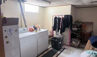 10061 Colwell Ave, Allen Park, MI 48101
