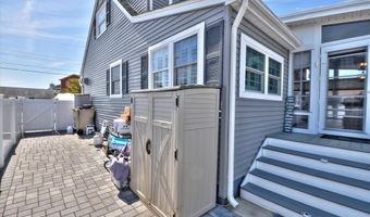 21 Drake Dr, Bayville, NJ 08721