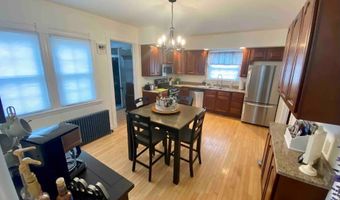 52 Grove St, Bangor, ME 04401