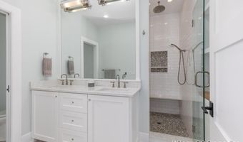 631 Greenslate Dr SE, Ada, MI 49301